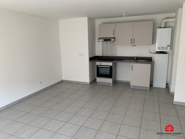 Location Appartement Boulevard Yves Farge, Saint Fons