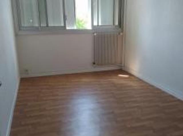 location appartement blanc 3 pièces 63 m2 indre 36300 489 € / mois
