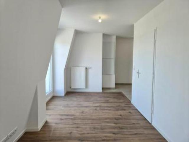 location appartement blanc mesnil 1 pièce 30 m2 seine saint denis 93150 652 € / mois