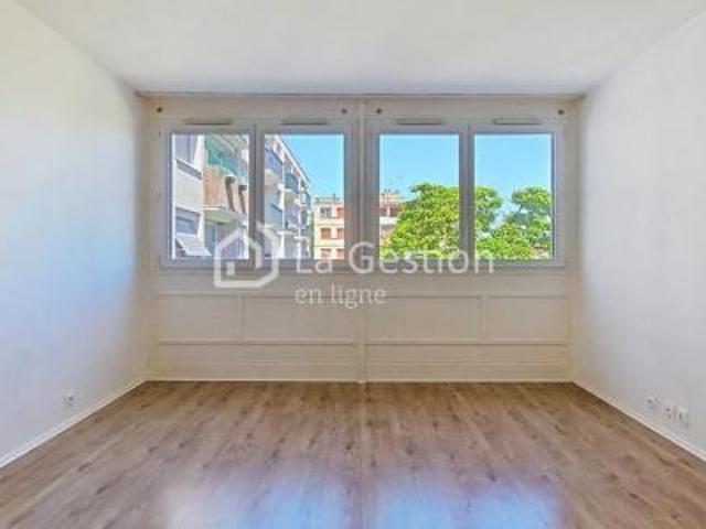 location appartement bron 2 pièces 45 m2 rhone 69500 718 € / mois