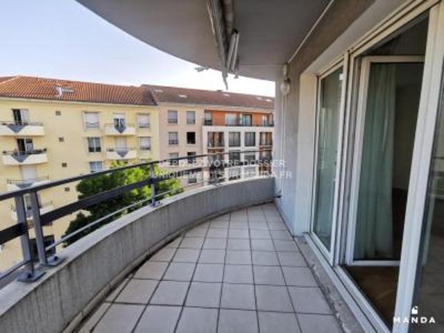 location appartement bron 4 pièces 90 m2 rhone 69500 1224 € / mois