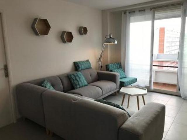 location appartement bron 6 pièces 101 m2 rhone 69500 507 € / mois