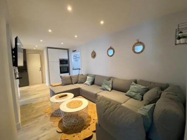 location appartement bron 7 pièces 114 m2 rhone 69500 495 € / mois
