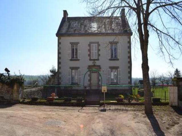 location appartement brethon 3 pièces 83 m2 allier 03350 539 € / mois
