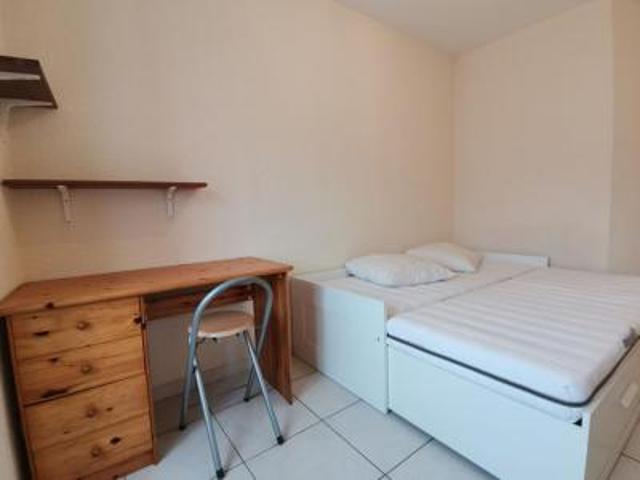 location appartement brest 1 pièce 16 m2 finistere 29200 400 € / mois