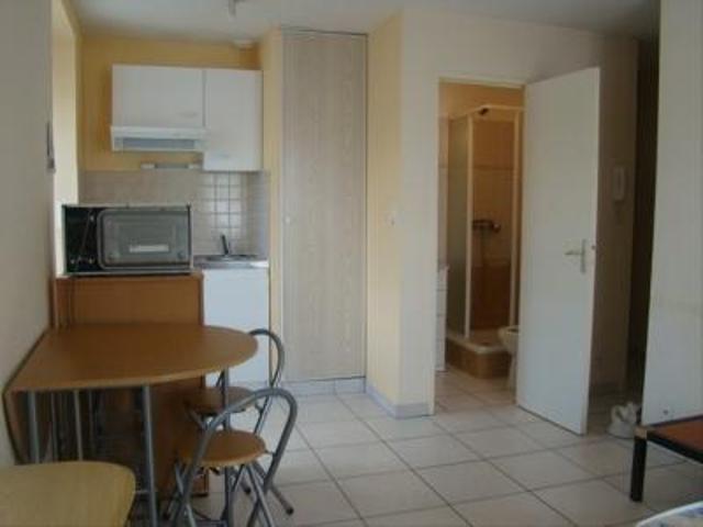 location appartement brest 1 pièce 18 m2 finistere 29200 400 € / mois