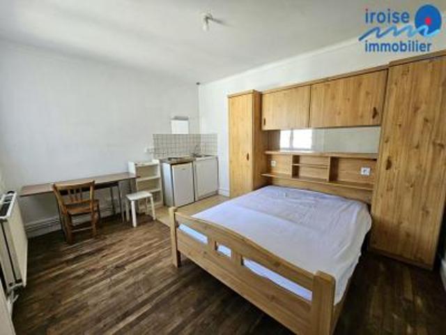 location appartement brest 1 pièce 12 m2 finistere 29200 385 € / mois
