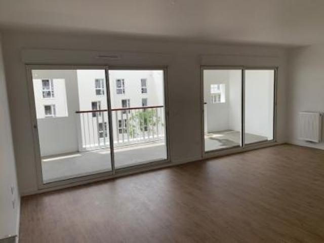 location appartement bruges 3 pièces 71 m2 gironde 33520 866 € / mois