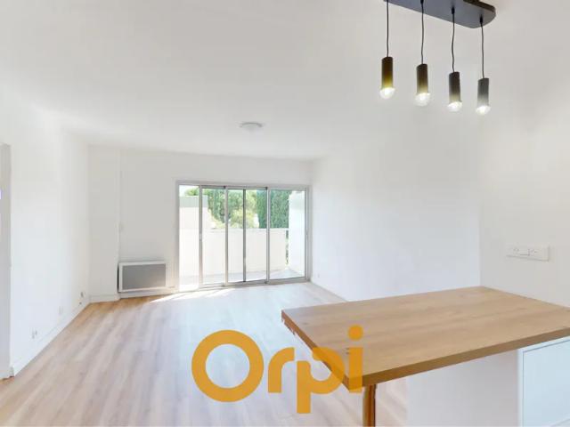 Location Appartement Cannebas Font Brun, Carqueiranne