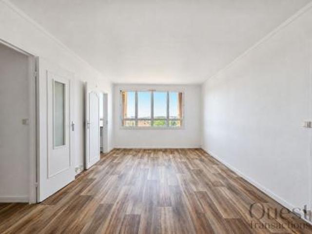 location appartement centre 3 pièces 56 m2 yvelines 78200 890 €