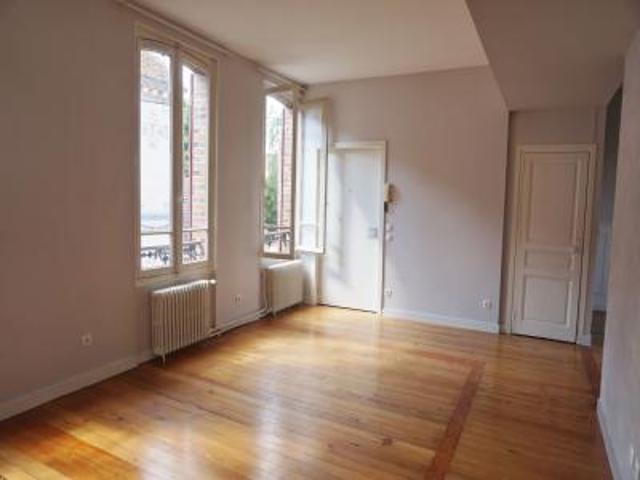 location appartement centre ville 3 pièces 74 m2 yonne 89100 790 €