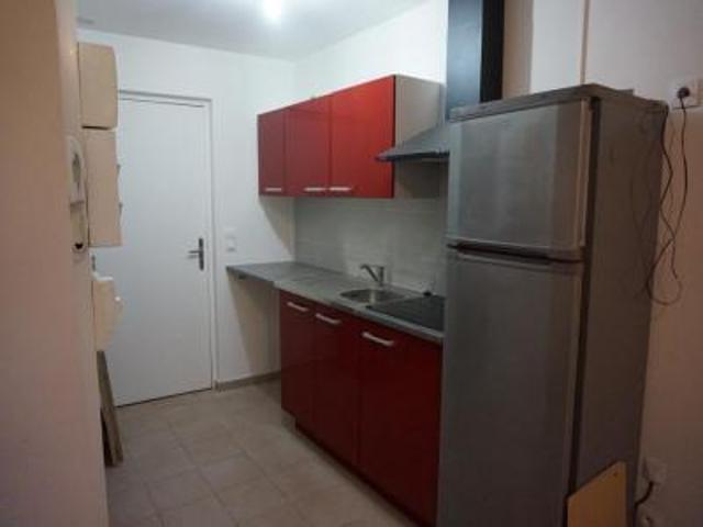 location appartement centre ville 1 pièce 21 m2 yonne 89100 340 €