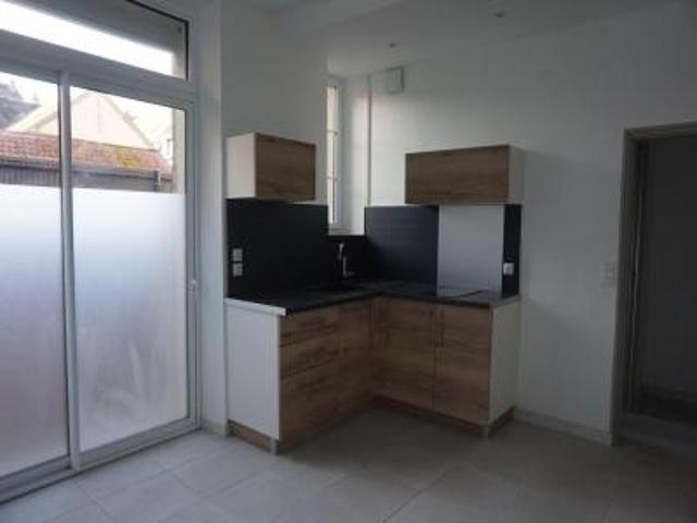 location appartement centre ville 2 pièces 36 m2 yonne 89100 550 €