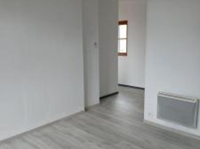 location appartement centre ville 2 pièces 51 m2 aube 10000 635 €