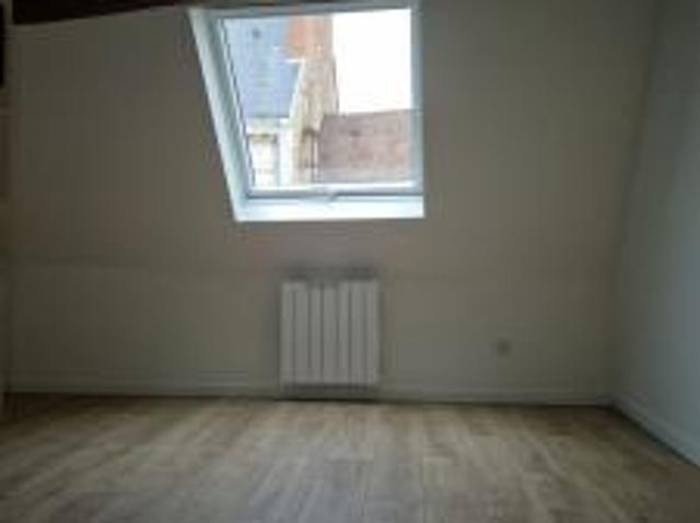 location appartement centre ville république 2 pièces 35 m2 cote d'or 21000 730 €