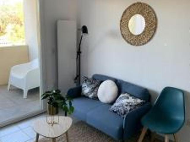 location appartement centurions 1 pièce 23 m2 herault 34170 596 €