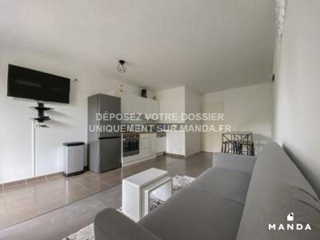 location appartement cergy 4 pièces 11 m2 val d'oise 95000 578 € / mois