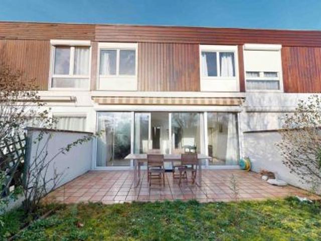 location appartement cergy 5 pièces 107 m2 val d'oise 95000 524 € / mois