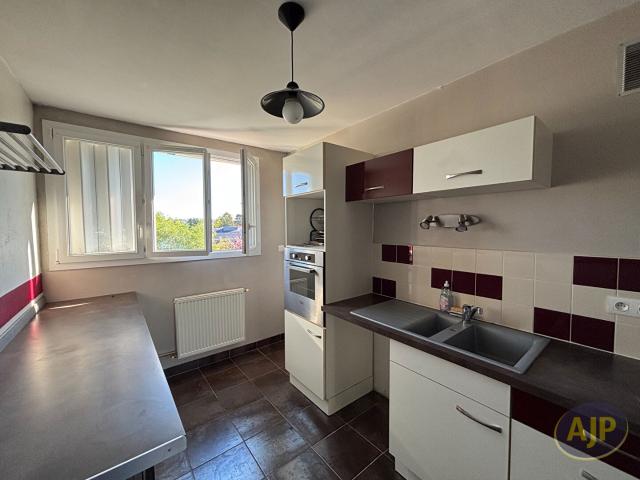 Location appartement Cholet: 670 € AJP Immobilier Cholet