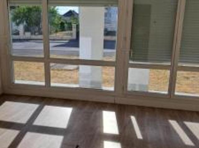 location appartement chateau la valliere 4 pièces 101 m2 indre et loire 37330 613 € / mois