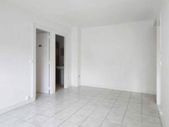 location appartement chateauroux 2 pièces 44 m2 indre 36000 400 € / mois