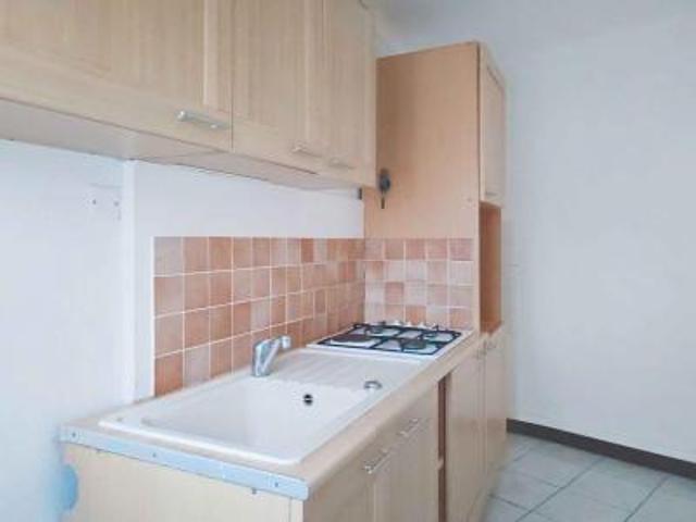 location appartement chateauroux 2 pièces 35 m2 indre 36000 400 € / mois