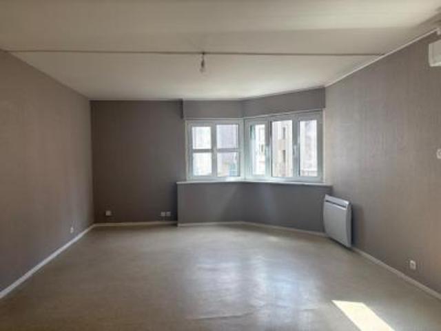 location appartement chatre 3 pièces 66 m2 indre 36400 473 € / mois
