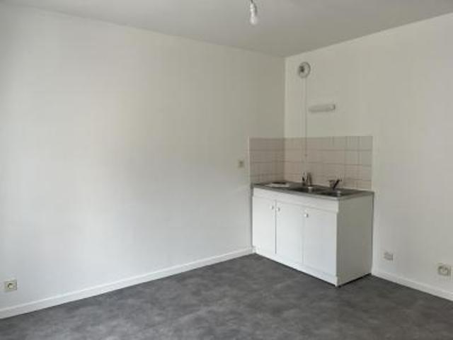 location appartement chatre 3 pièces 70 m2 indre 36400 560 € / mois