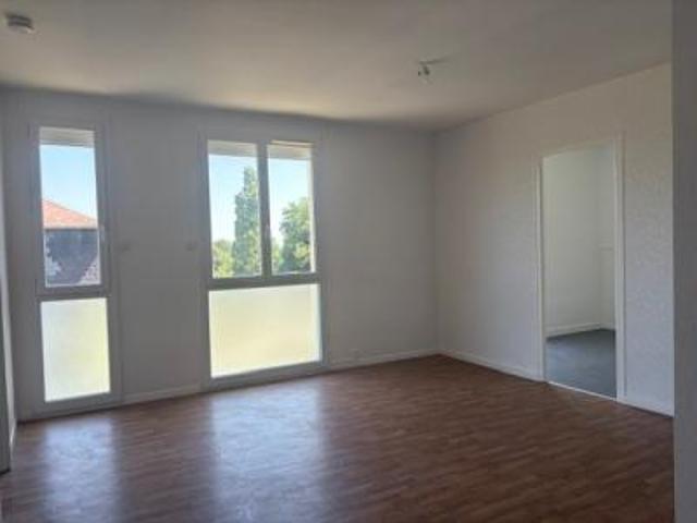 location appartement chatre 2 pièces 50 m2 indre 36400 456 € / mois