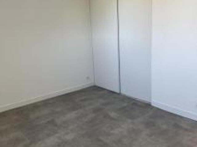 location appartement chatre langlin 1 pièce 37 m2 indre 36170 279 € / mois