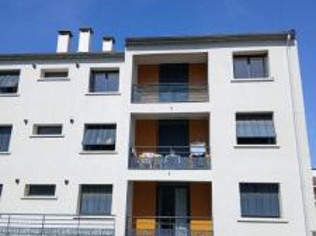 location appartement chazelles sur lyon 4 pièces 80 m2 loire 42140 547 € / mois
