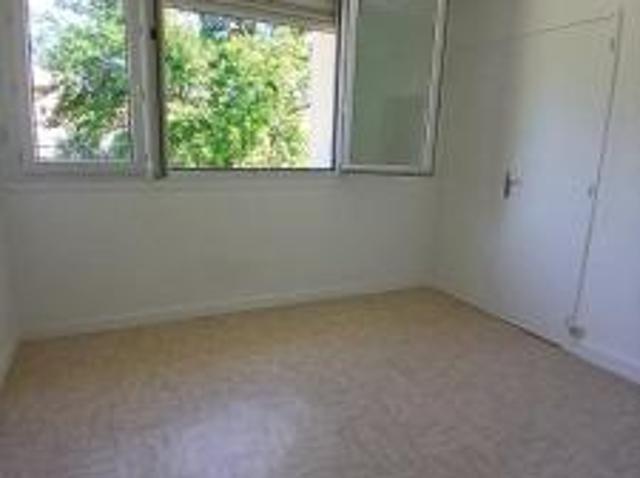 location appartement chazelles sur lyon 71 m2 loire 42140 508 € / mois