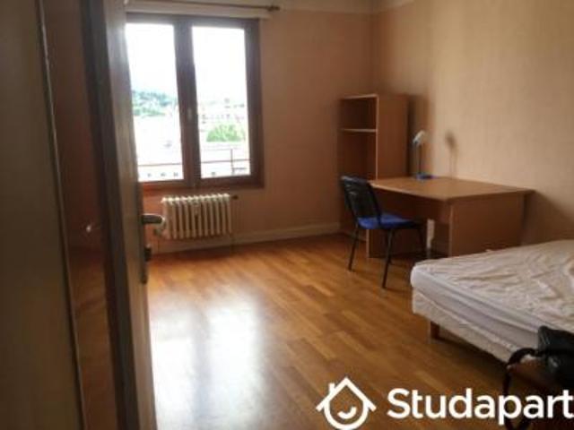 location appartement chambery 1 pièce 14 m2 savoie 73000 480 € / mois