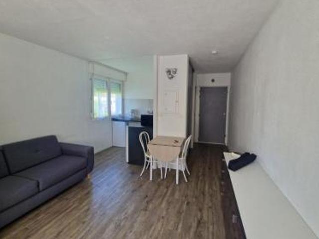 location appartement chambery 1 pièce 21 m2 savoie 73000 450 € / mois