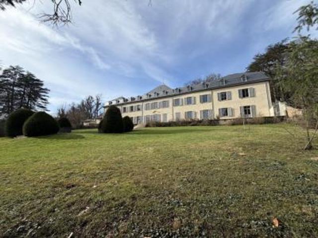 location appartement charbonnieres les bains 2 pièces 39 m2 rhone 69260 950 € / mois