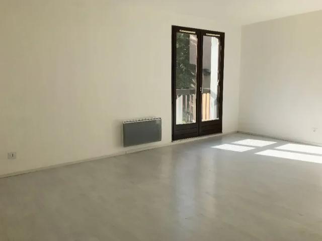 Location Appartement Chemin Canal, Manosque