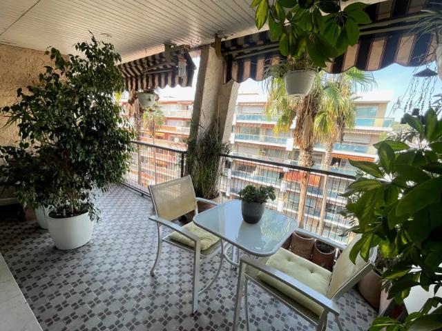Location Appartement Chemin Alphonse Daudet, Cagnes sur Mer