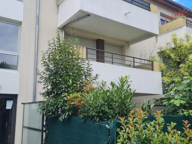 Location Appartement Chemin de Croix Bénite, Toulouse