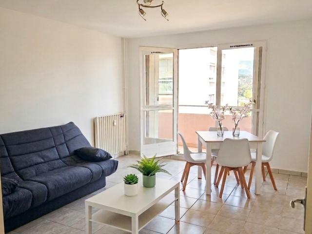 Location Appartement Chemin de Forgentier, Toulon
