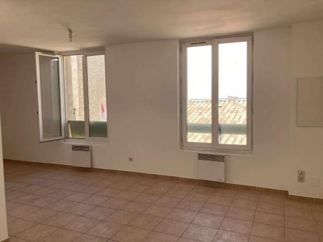 Location Appartement Chemin de la Calmette, Nîmes