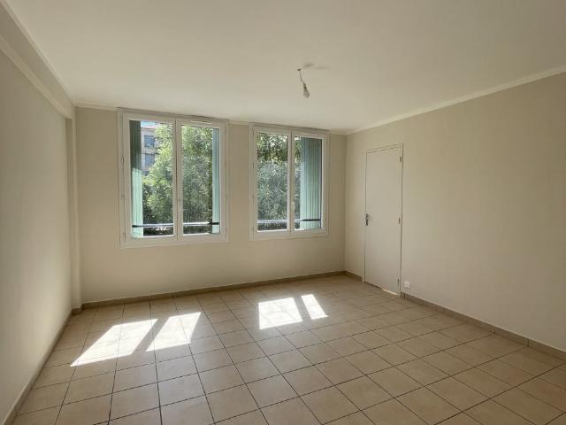 Location Appartement Chemin de la Cible, Aix en Provence