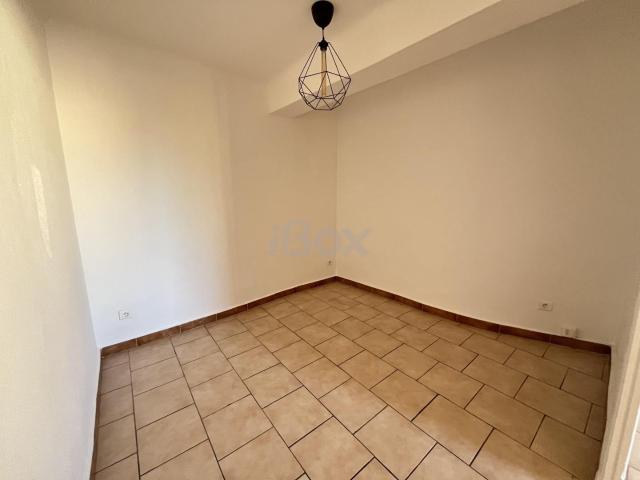 Location Appartement Chemin de la Croix du Château Jaune, La Crau
