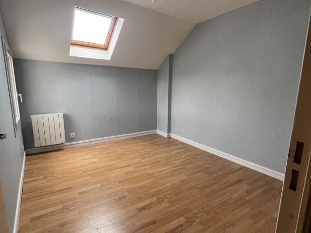 Location Appartement Chemin de la Fontaine Saint Martial, Oizon