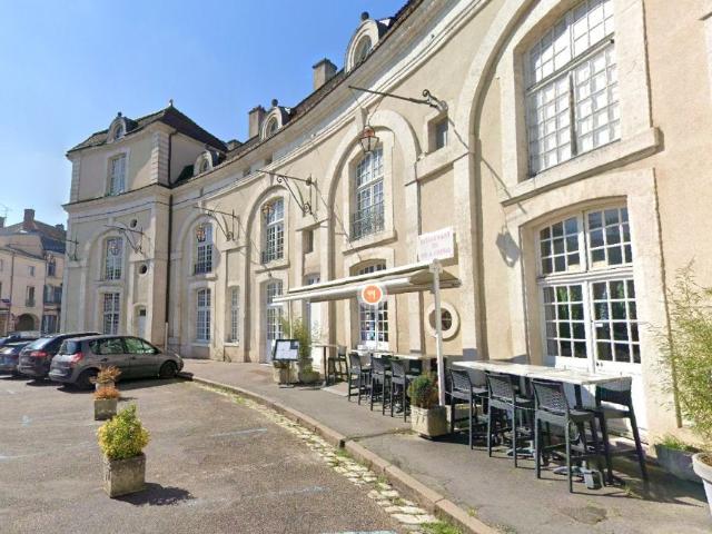Location Appartement Chemin de la Fontaine Royale, Commercy