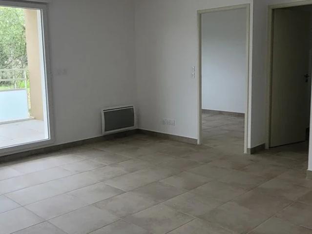 Location Appartement Chemin de la Papaille, Istres