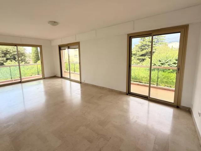 Location Appartement Chemin de la Pierre Droite, Vence