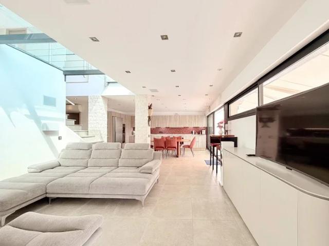 Location Appartement Chemin de la Valmasque, Antibes