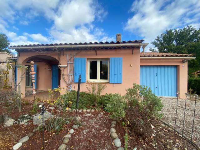 Location Appartement Chemin de Montfuron, Pierrevert