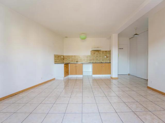 Location Appartement Chemin de Pechine, Lit et Mixe