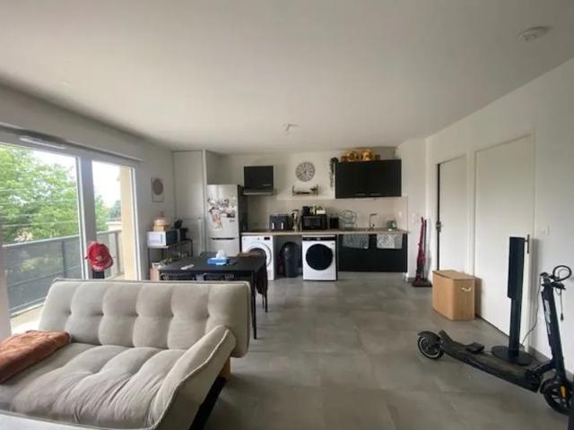 Location Appartement Chemin de Tomberoussy, Montrabé